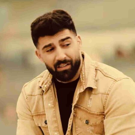 دانلود آهنگ محمد محرمی چه شبایی بی تو صبح شد به سختی برام